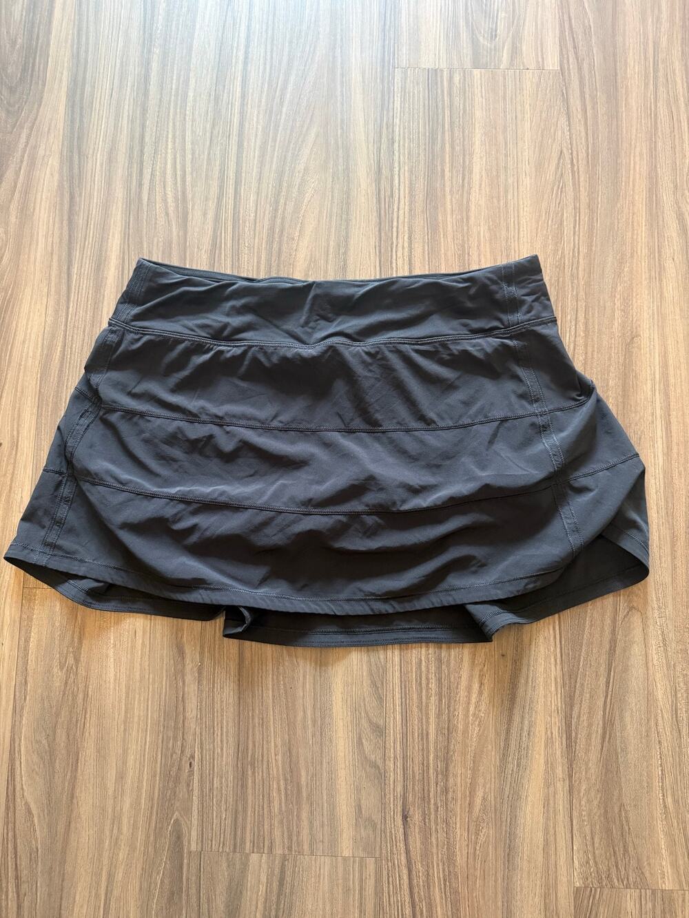Lululemon Women’s Size 10 Black Running Tennis Skort Skirt Built-In Shorts